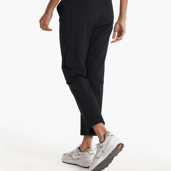 Vuori Women’s Miles Ankle Pant Black NWT - Picture 3 of 6